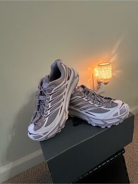 HOKA Mafate Three2, Women's Lilac and White Trail Running Shoes. Size 8.5